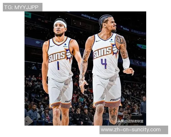 古德温称赞布克为天生竞争者强调其在球队中的领导力与严格要求