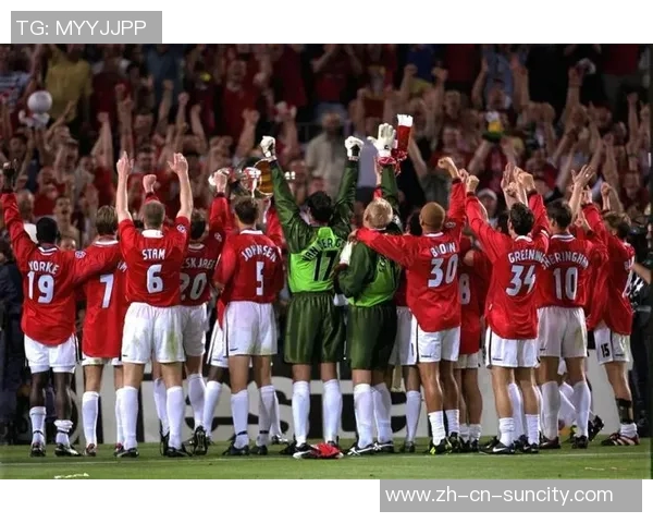 红魔球迷共庆圣诞佳节祝愿大家快乐幸福团圆时光